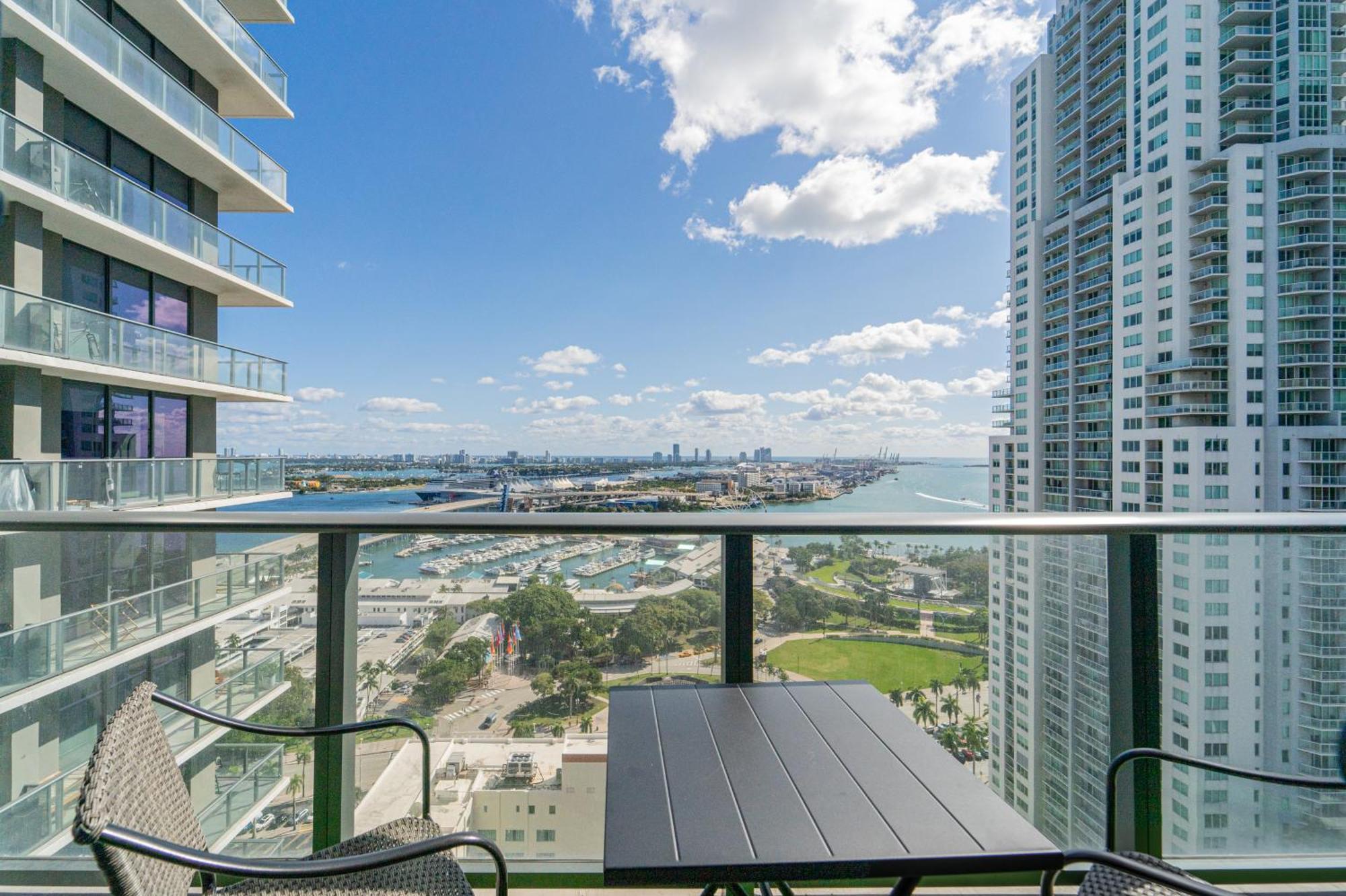 Tr Miami 2 Bedroom, 1 Bedroom, And Studio Condos With Balconies Luaran gambar
